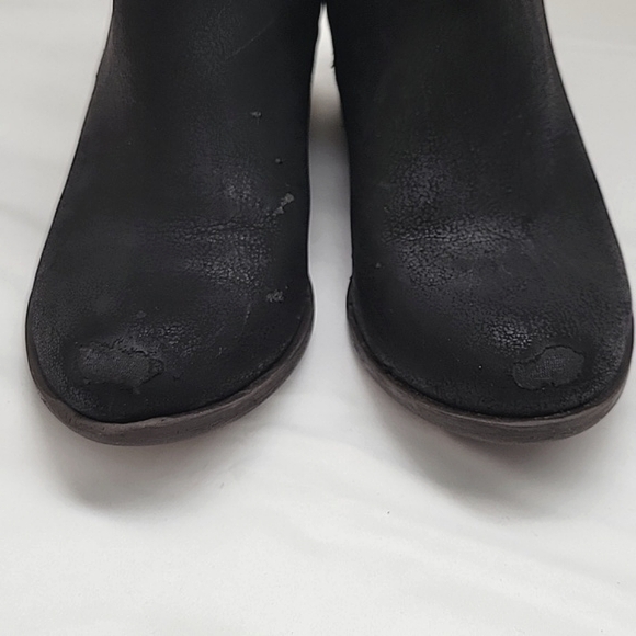Lucky Brand black ankle boots w/side zippers. SIZE 13 for girls. - Picture 7 of 15